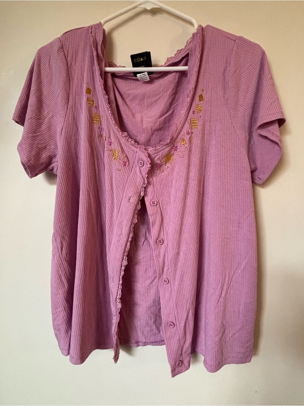 Her Universe Tangled Button-Front Tee with Embroidered Neckline, size XXL